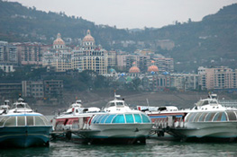 Speed Boats at Wanzhou Port